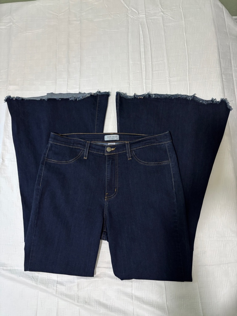 Judy Blue Dark Blue Flared Leg Jeans Size 15 / 32 Raw Hem Flared Hippie Vibe Fun